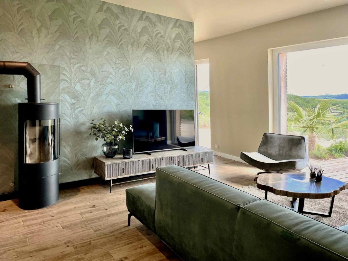 Luxapart Eifel Mit Privater Sauna Harscheid Exteriör bild